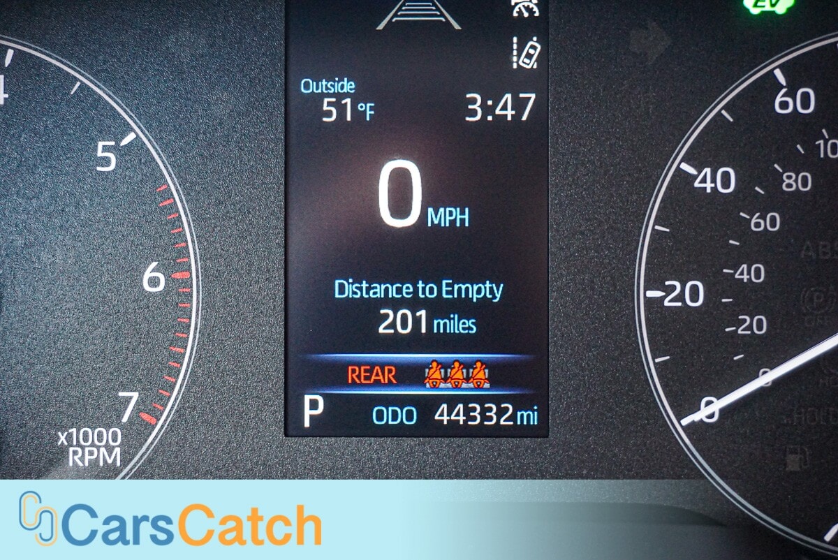 CARSCATCH - Used vehicle - SEDAN TOYOTA COROLLA 2024