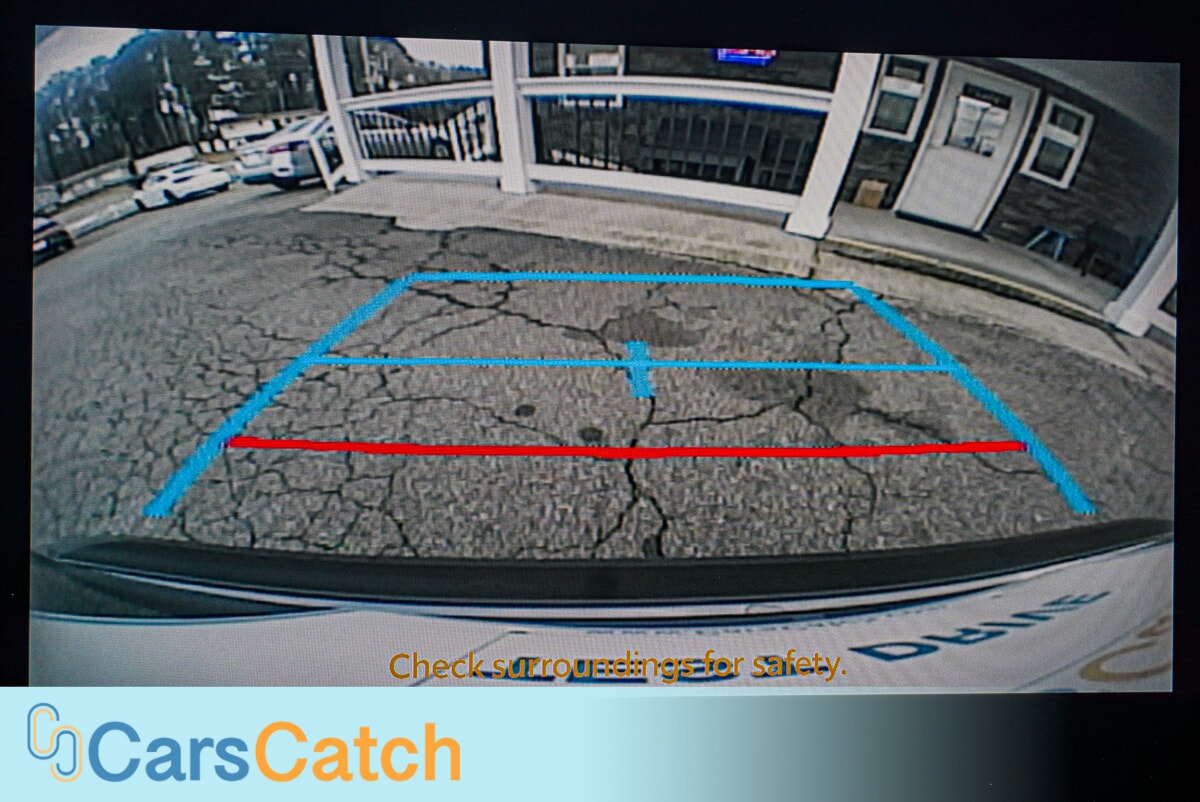 CARSCATCH - Used vehicle - SEDAN TOYOTA COROLLA 2024