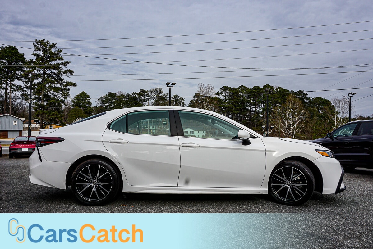 CARSCATCH - Used vehicle - SEDAN TOYOTA CAMRY 2023