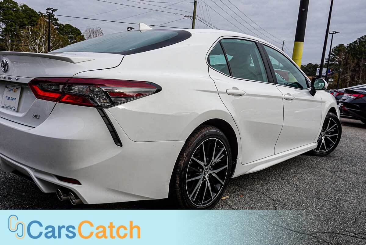 CARSCATCH - Used vehicle - SEDAN TOYOTA CAMRY 2023