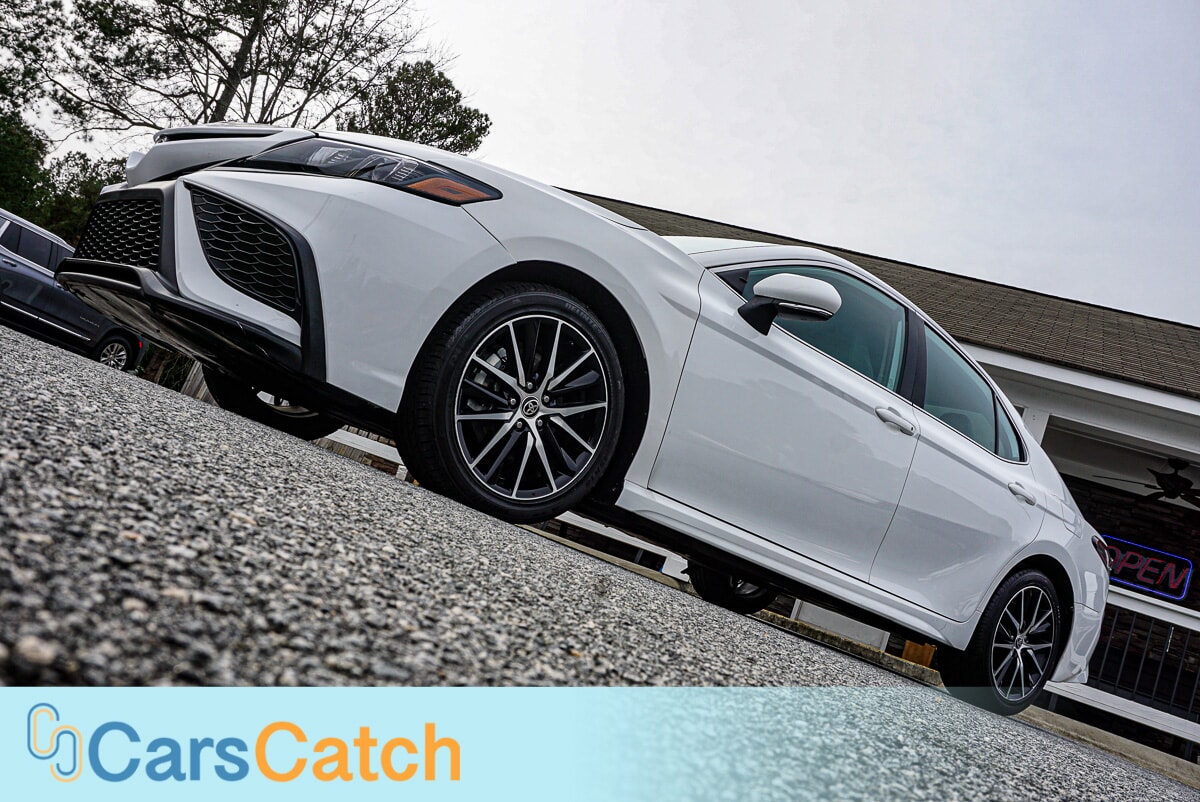 CARSCATCH - Used vehicle - SEDAN TOYOTA CAMRY 2023