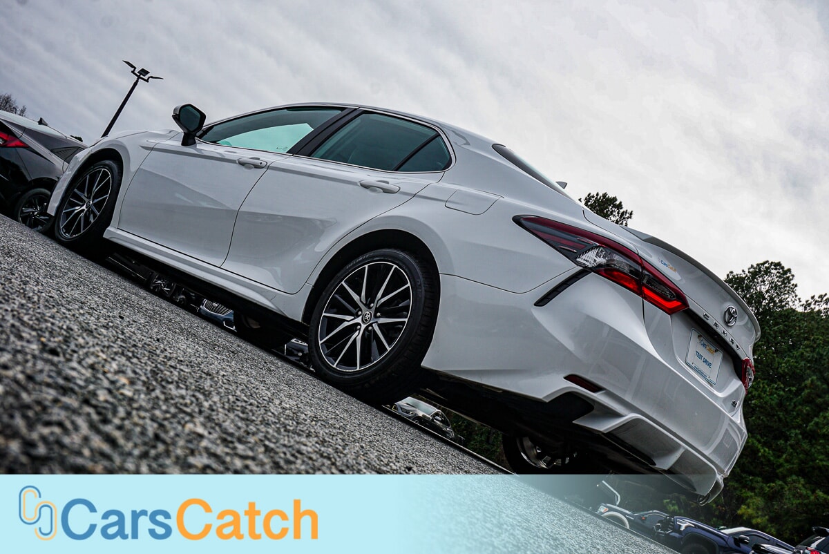 CARSCATCH - Used vehicle - SEDAN TOYOTA CAMRY 2023