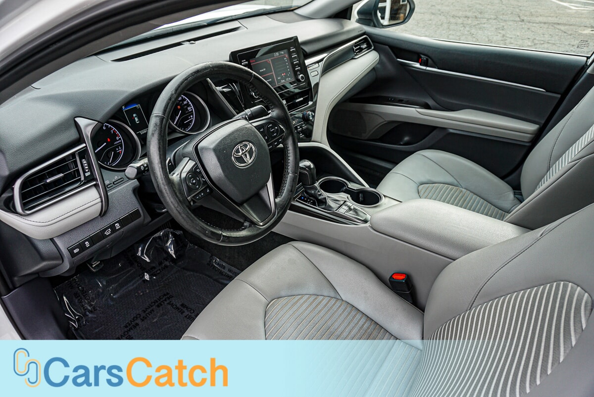 CARSCATCH - Used vehicle - SEDAN TOYOTA CAMRY 2023