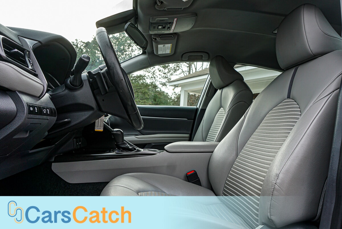 CARSCATCH - Used vehicle - SEDAN TOYOTA CAMRY 2023