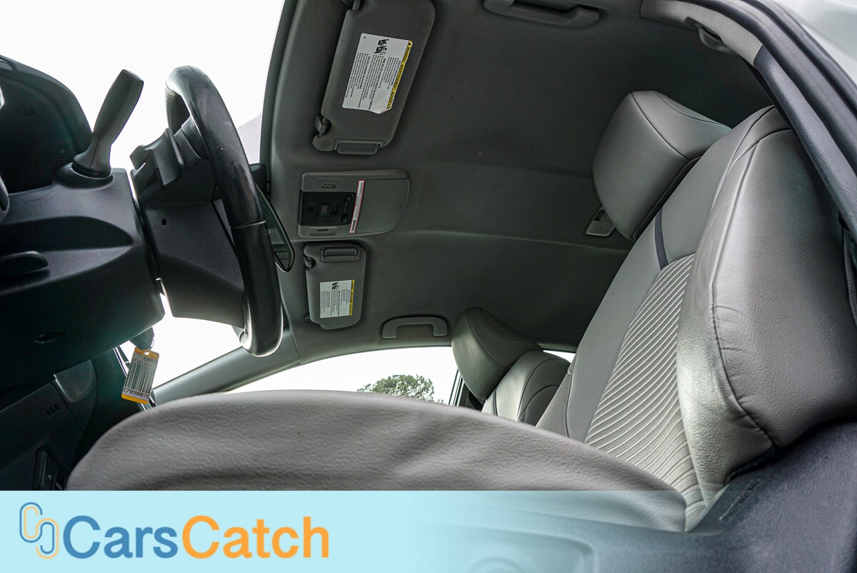 CARSCATCH - Used vehicle - SEDAN TOYOTA CAMRY 2023