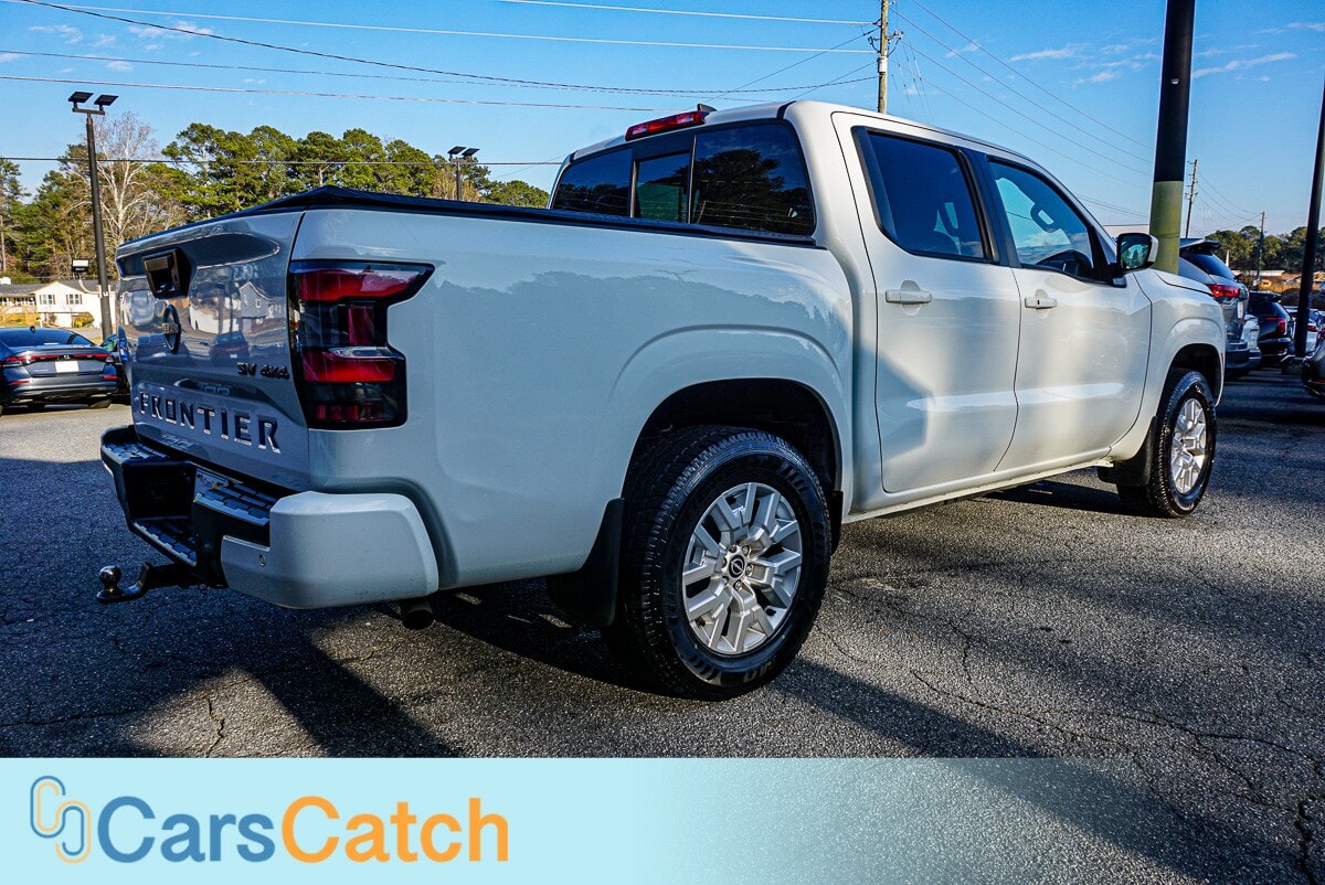 CARSCATCH - Used vehicle - TRUCK NISSAN FRONTIER 2022