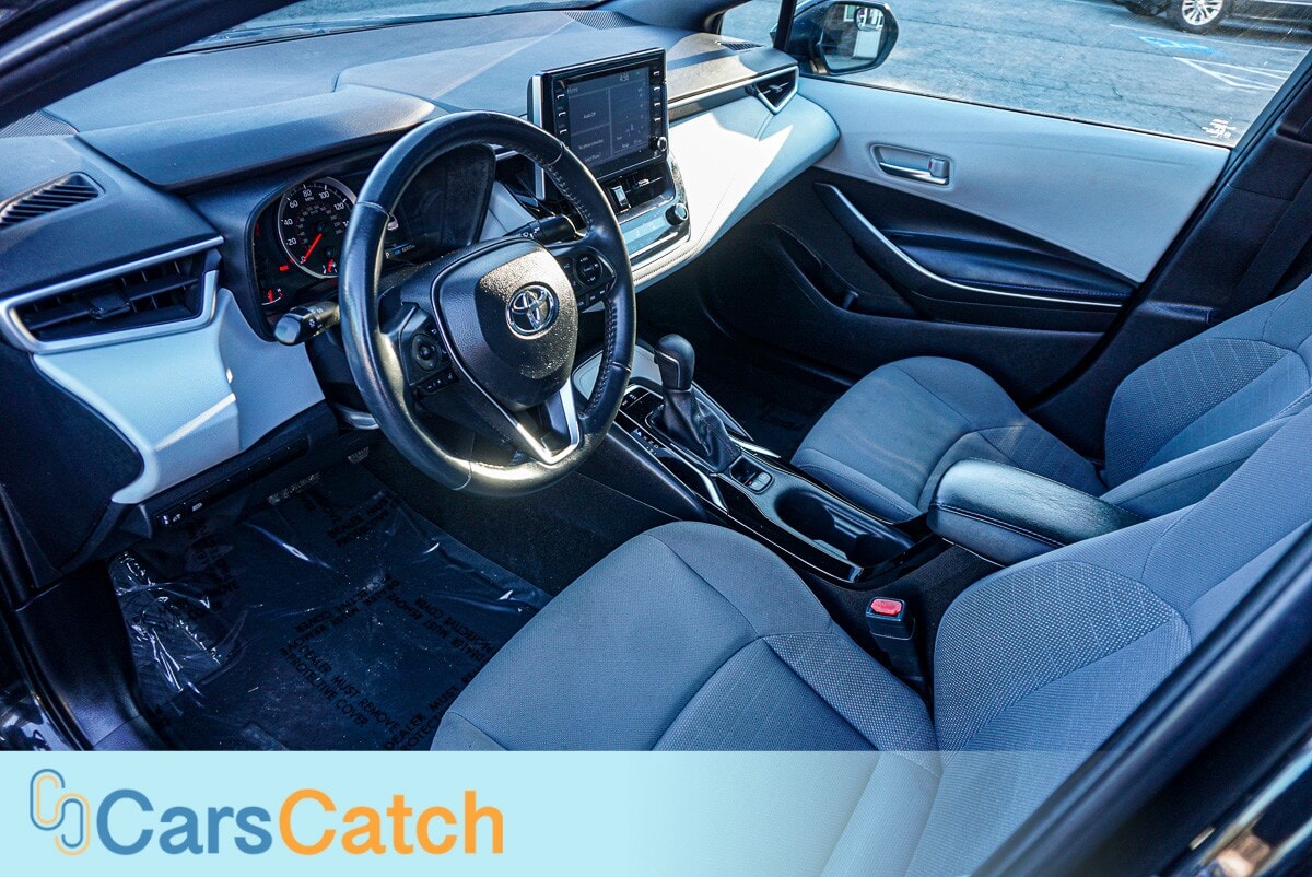 CARSCATCH - Used vehicle - SEDAN TOYOTA COROLLA 2020