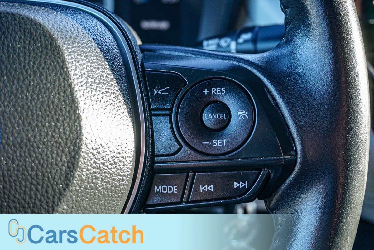 CARSCATCH - Used vehicle - SEDAN TOYOTA COROLLA 2020