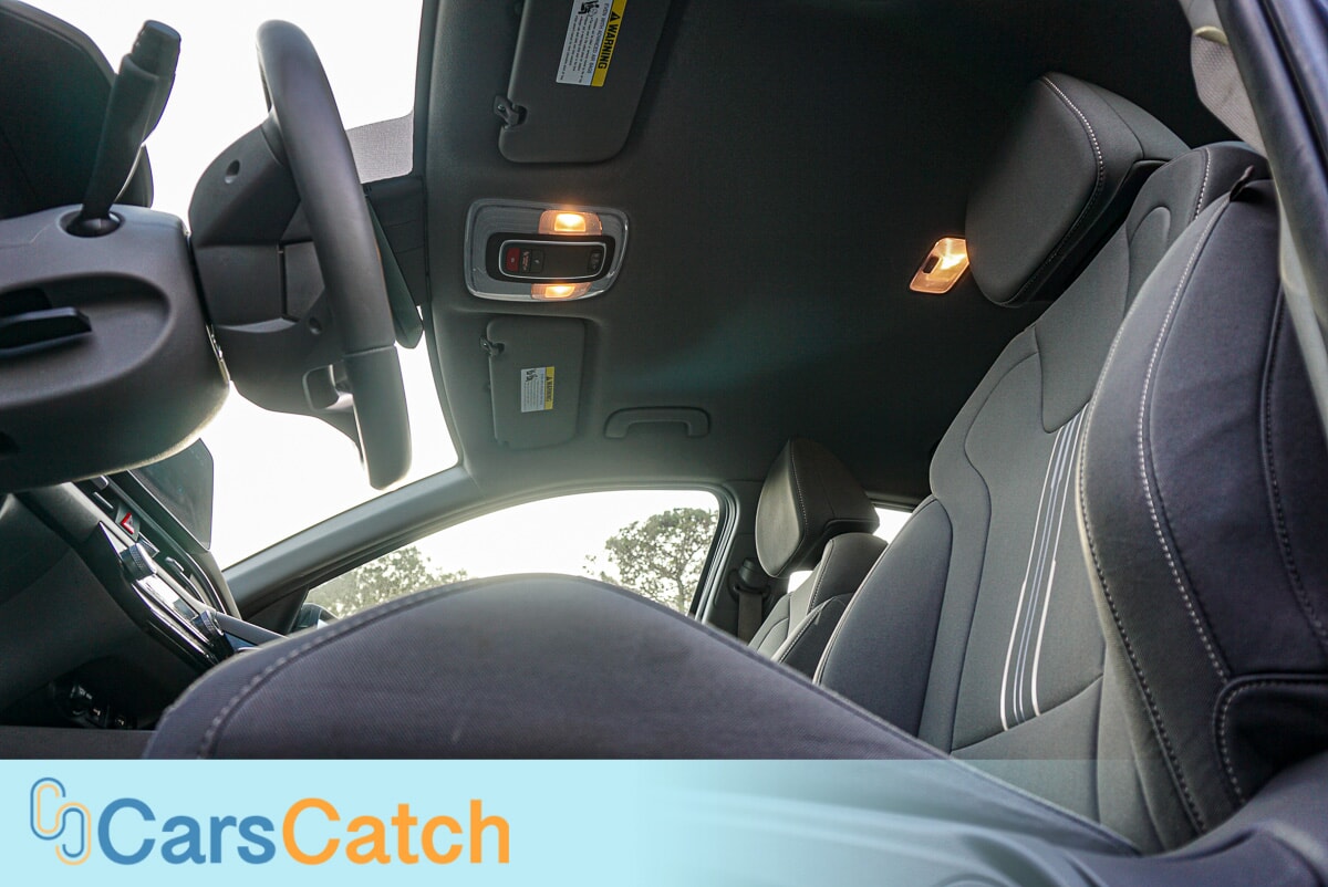 CARSCATCH - Used vehicle - SEDAN HYUNDAI ELANTRA 2023