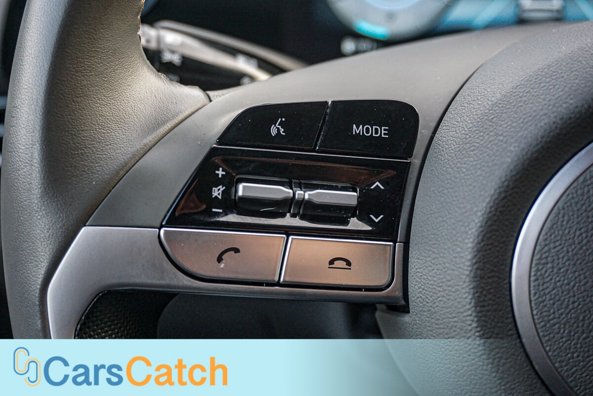 CARSCATCH - Used vehicle - SEDAN HYUNDAI ELANTRA 2023