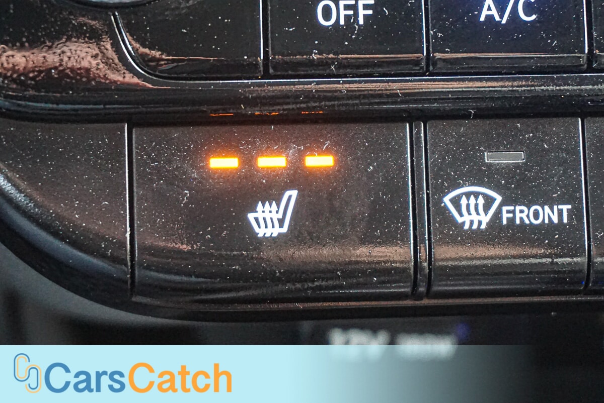 CARSCATCH - Used vehicle - SEDAN HYUNDAI ELANTRA 2023