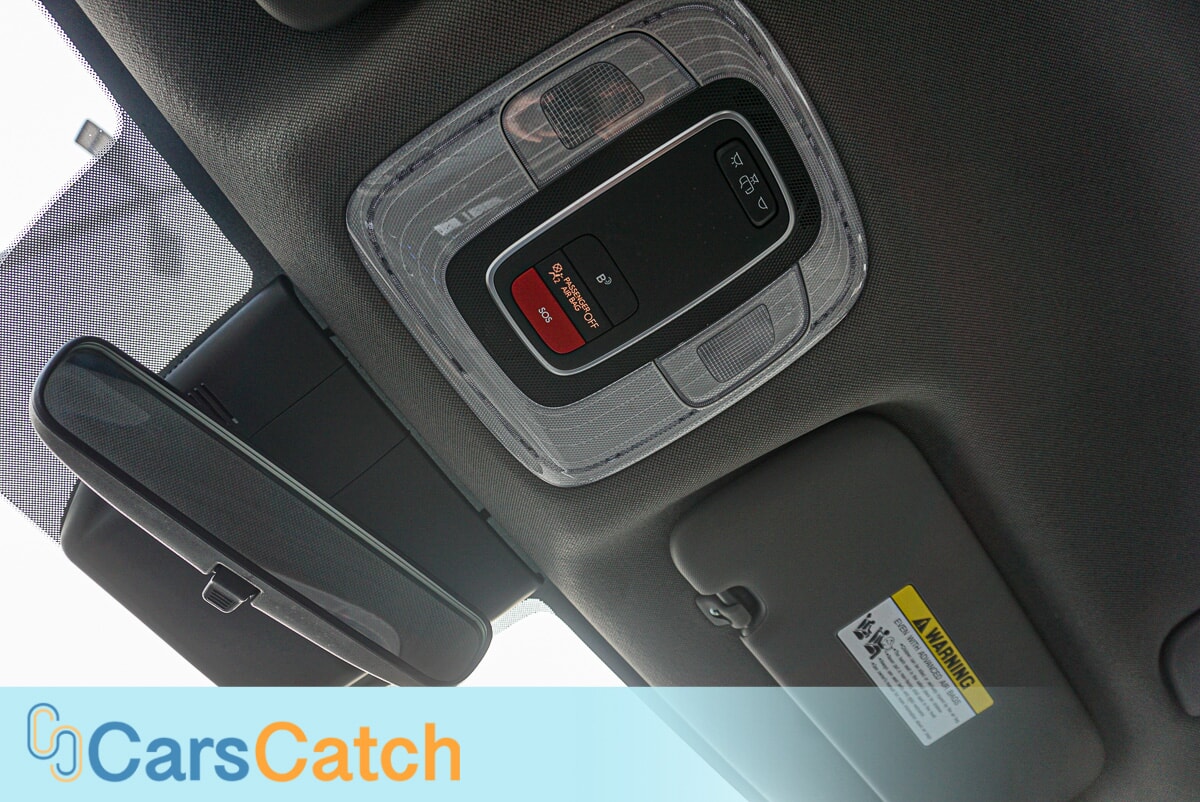 CARSCATCH - Used vehicle - SEDAN HYUNDAI ELANTRA 2023