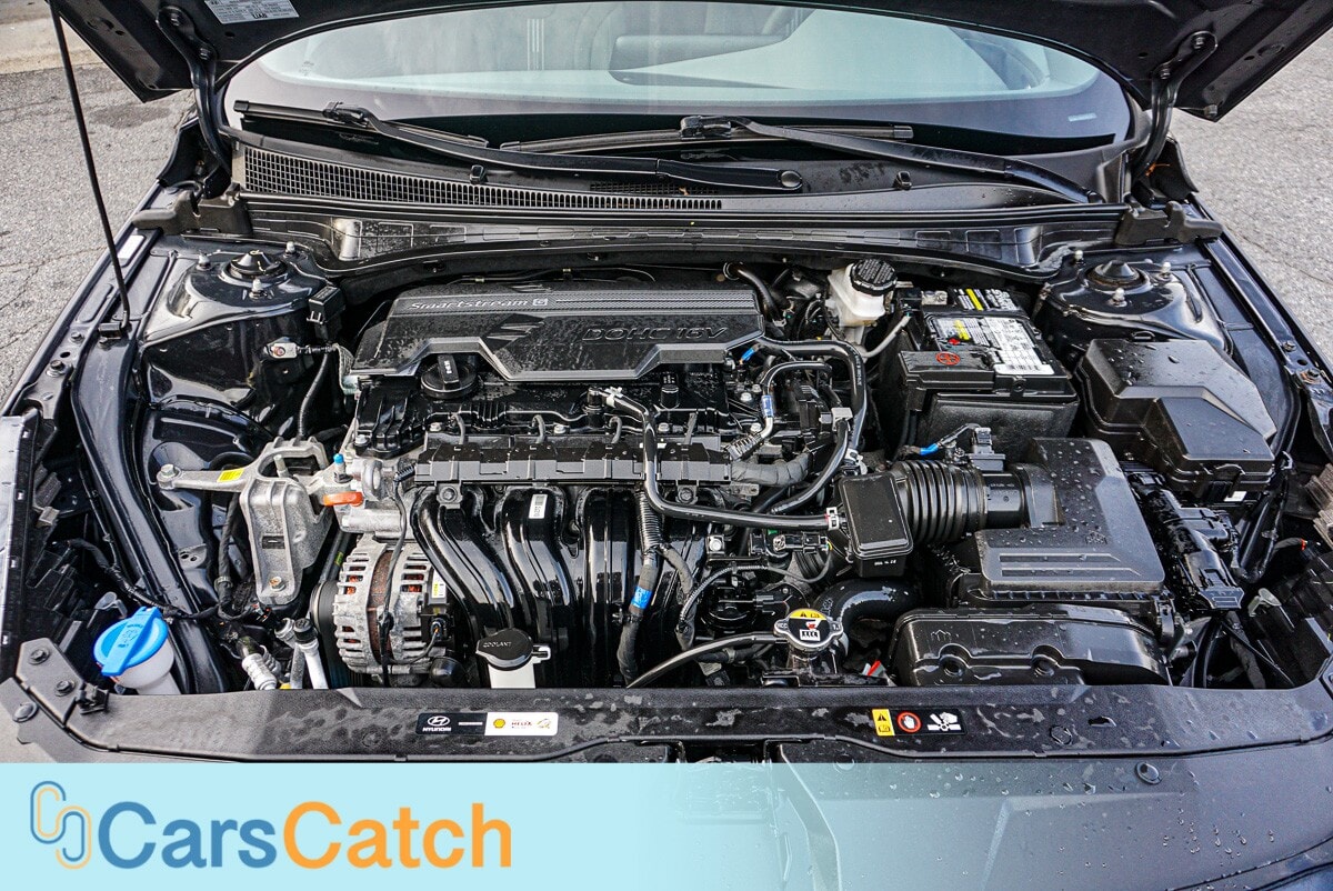 CARSCATCH - Used vehicle - SEDAN HYUNDAI ELANTRA 2023