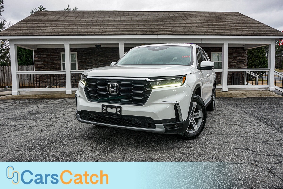 CARSCATCH - Used vehicle - SUV HONDA PILOT 2024