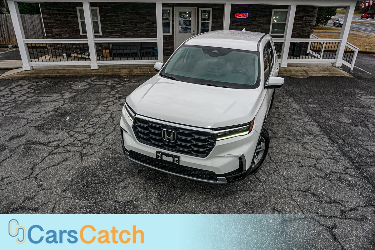 CARSCATCH - Used vehicle - SUV HONDA PILOT 2024
