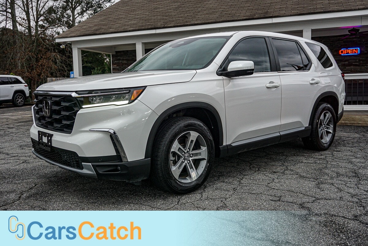 CARSCATCH - Used vehicle - SUV HONDA PILOT 2024