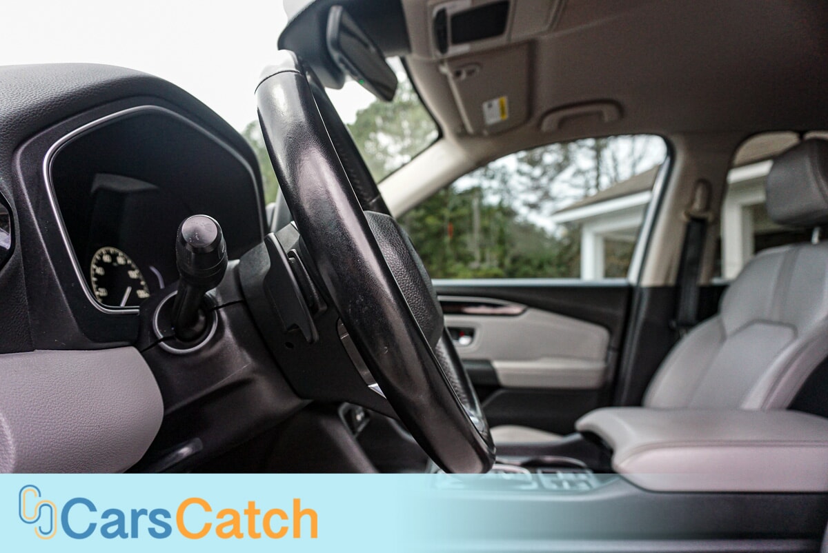 CARSCATCH - Used vehicle - SUV HONDA PILOT 2024