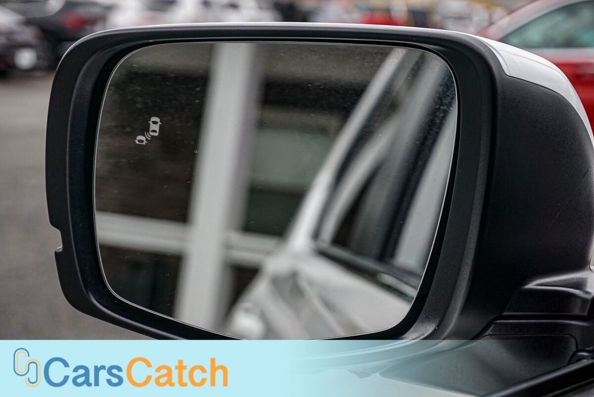 CARSCATCH - Used vehicle - SUV HONDA PILOT 2024