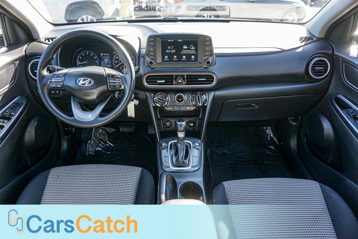CARSCATCH - Used vehicle - SUV HYUNDAI KONA 2021