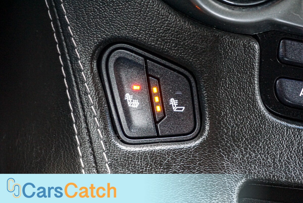 CARSCATCH - Used vehicle - SUV CHEVROLET SUBURBAN 2019