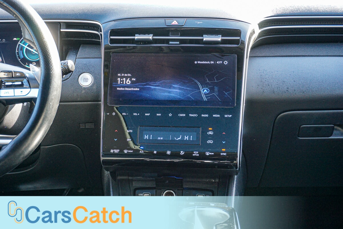 CARSCATCH - Used vehicle - SUV HYUNDAI TUCSON HYBRID 2024