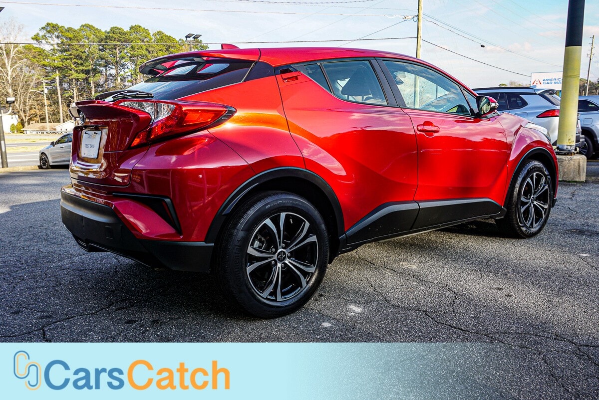 CARSCATCH - Used vehicle - SUV TOYOTA C-HR 2020