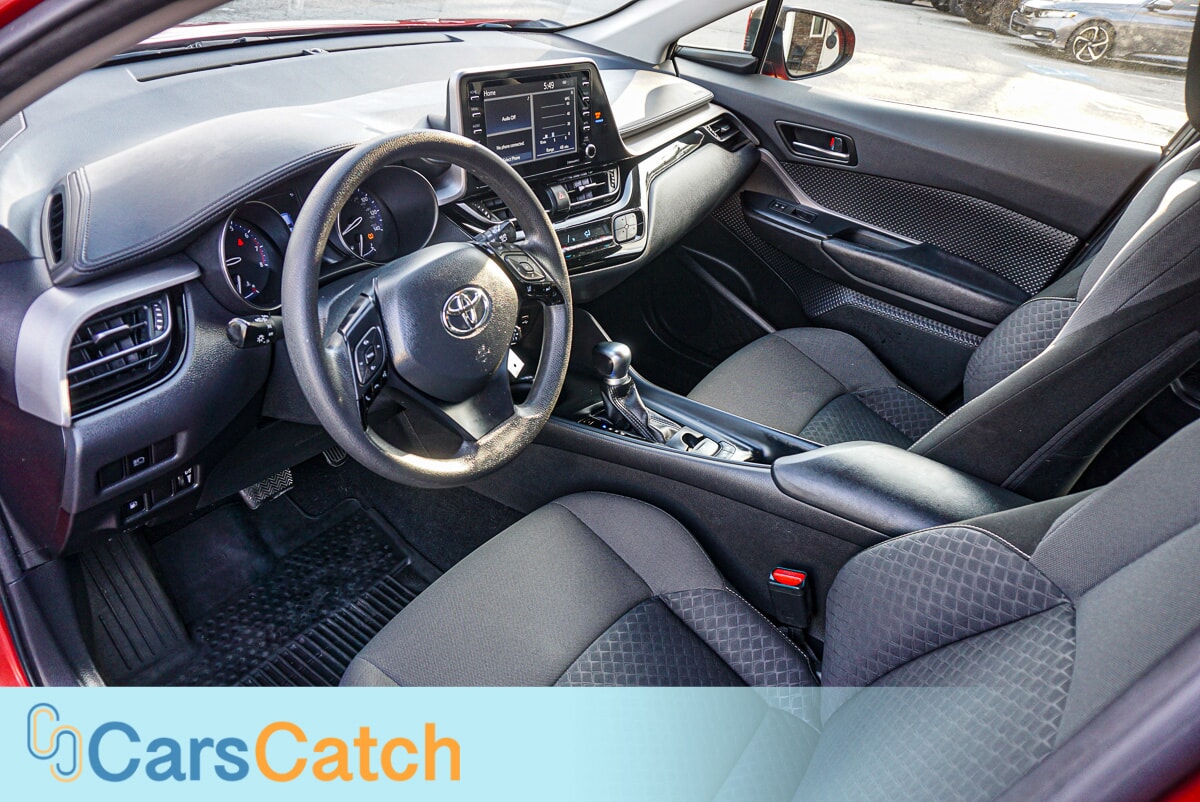 CARSCATCH - Used vehicle - SUV TOYOTA C-HR 2020