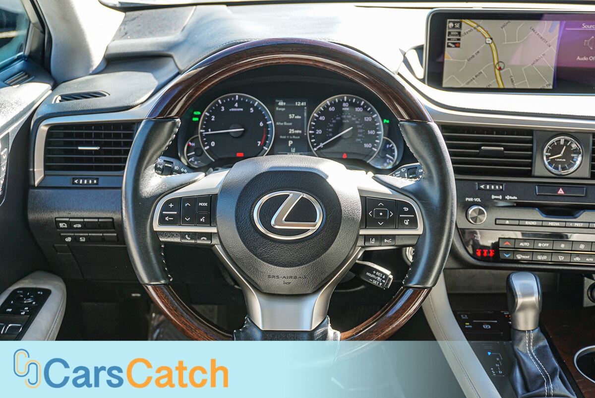 CARSCATCH - Used vehicle - SUV LEXUS RX 2019