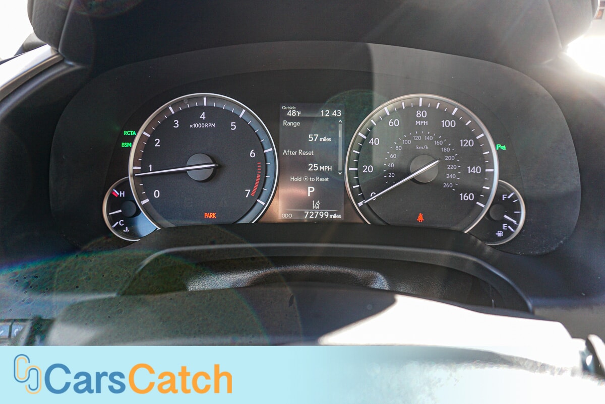 CARSCATCH - Used vehicle - SUV LEXUS RX 2019