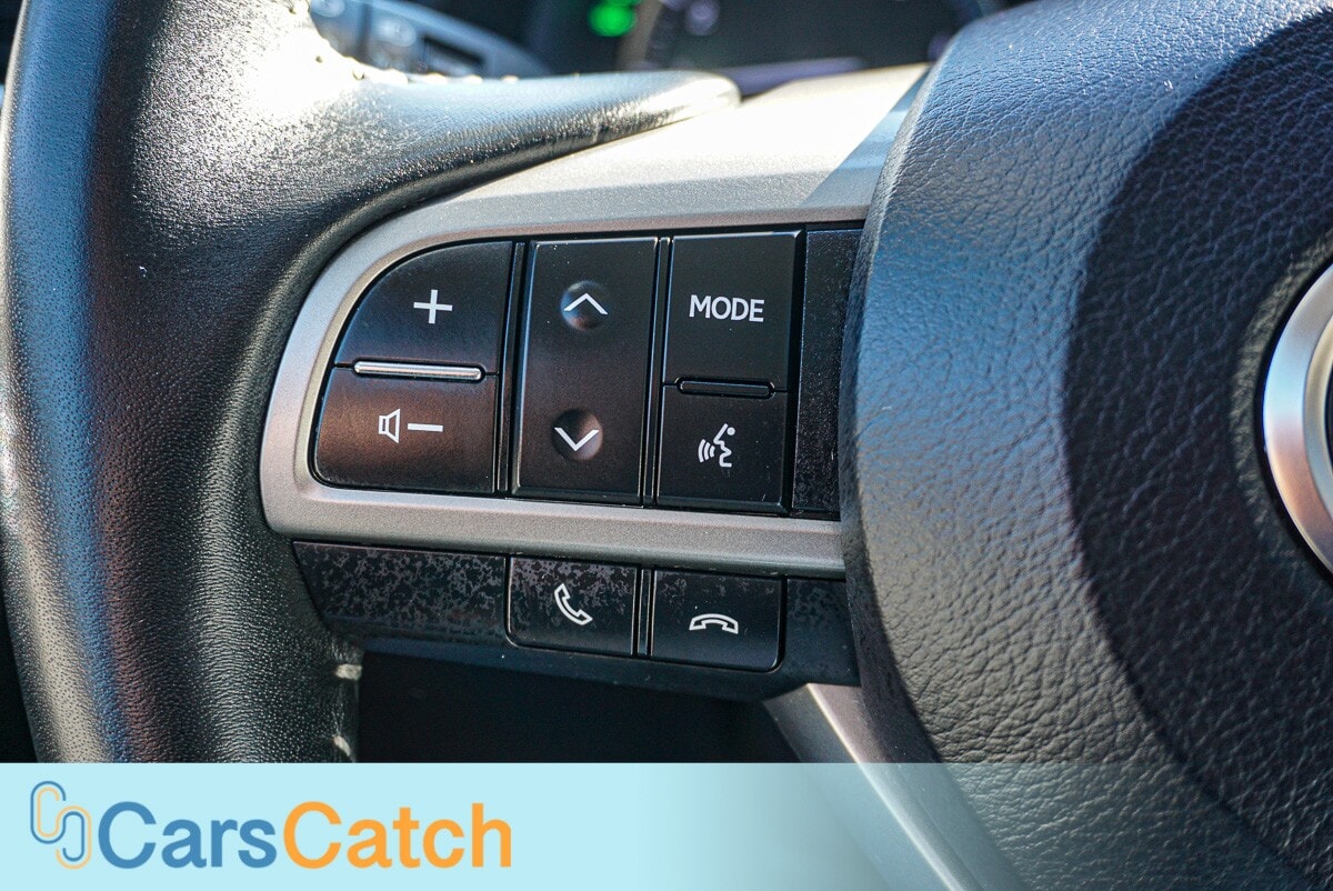 CARSCATCH - Used vehicle - SUV LEXUS RX 2019