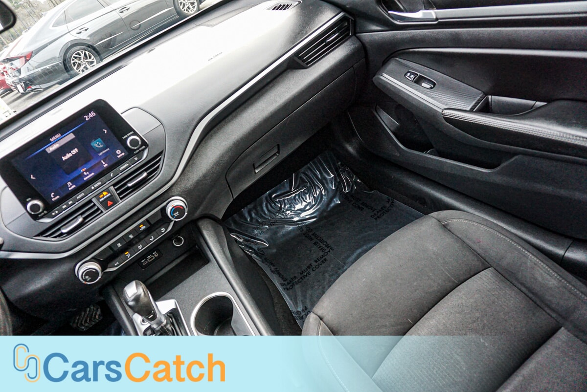 CARSCATCH - Used vehicle - SEDAN NISSAN ALTIMA 2022