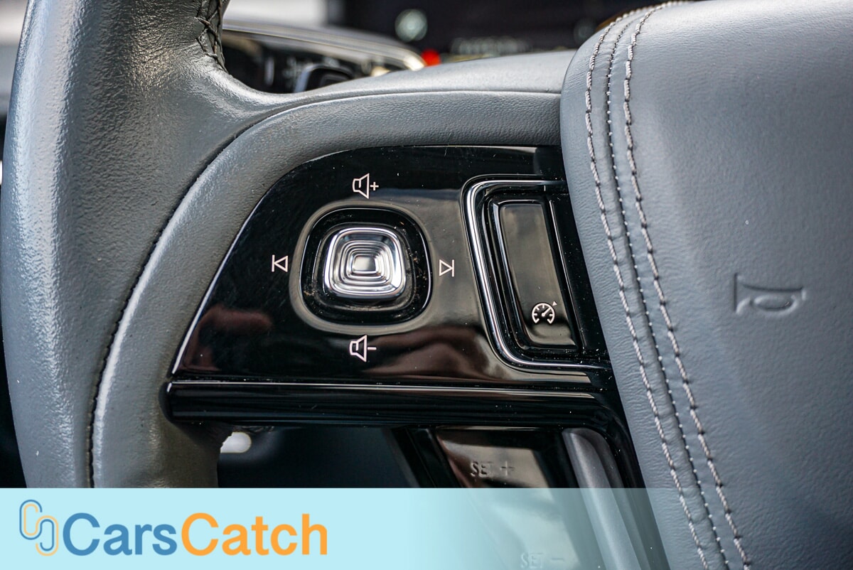 CARSCATCH - Used vehicle - SUV LINCOLN AVIATOR 2021