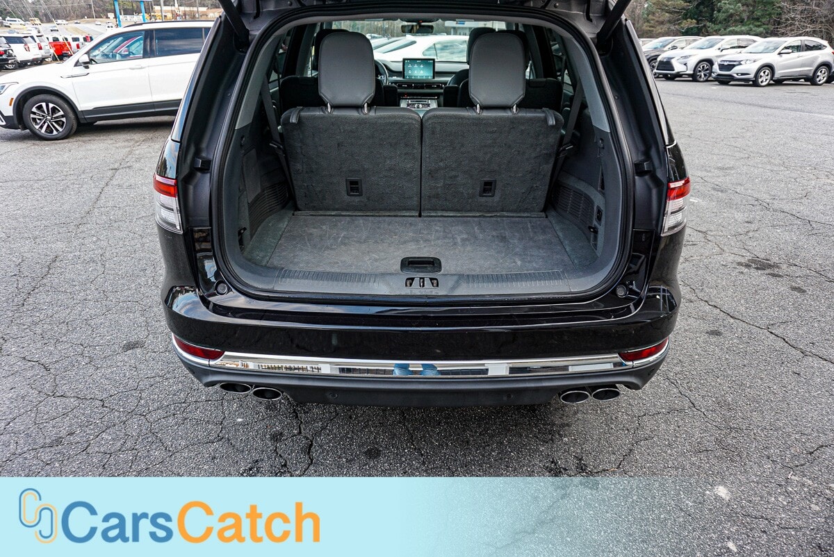 CARSCATCH - Used vehicle - SUV LINCOLN AVIATOR 2021