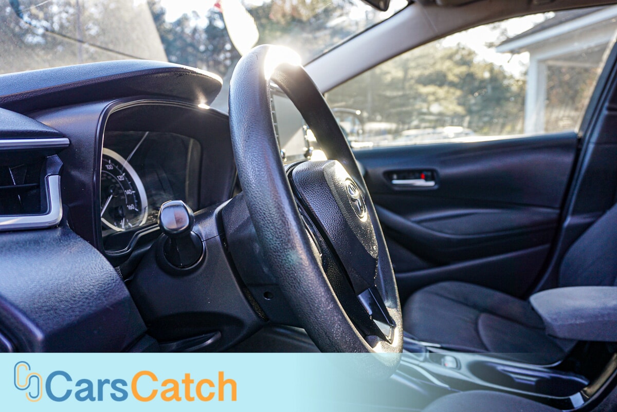 CARSCATCH - Used vehicle - SEDAN TOYOTA COROLLA 2020