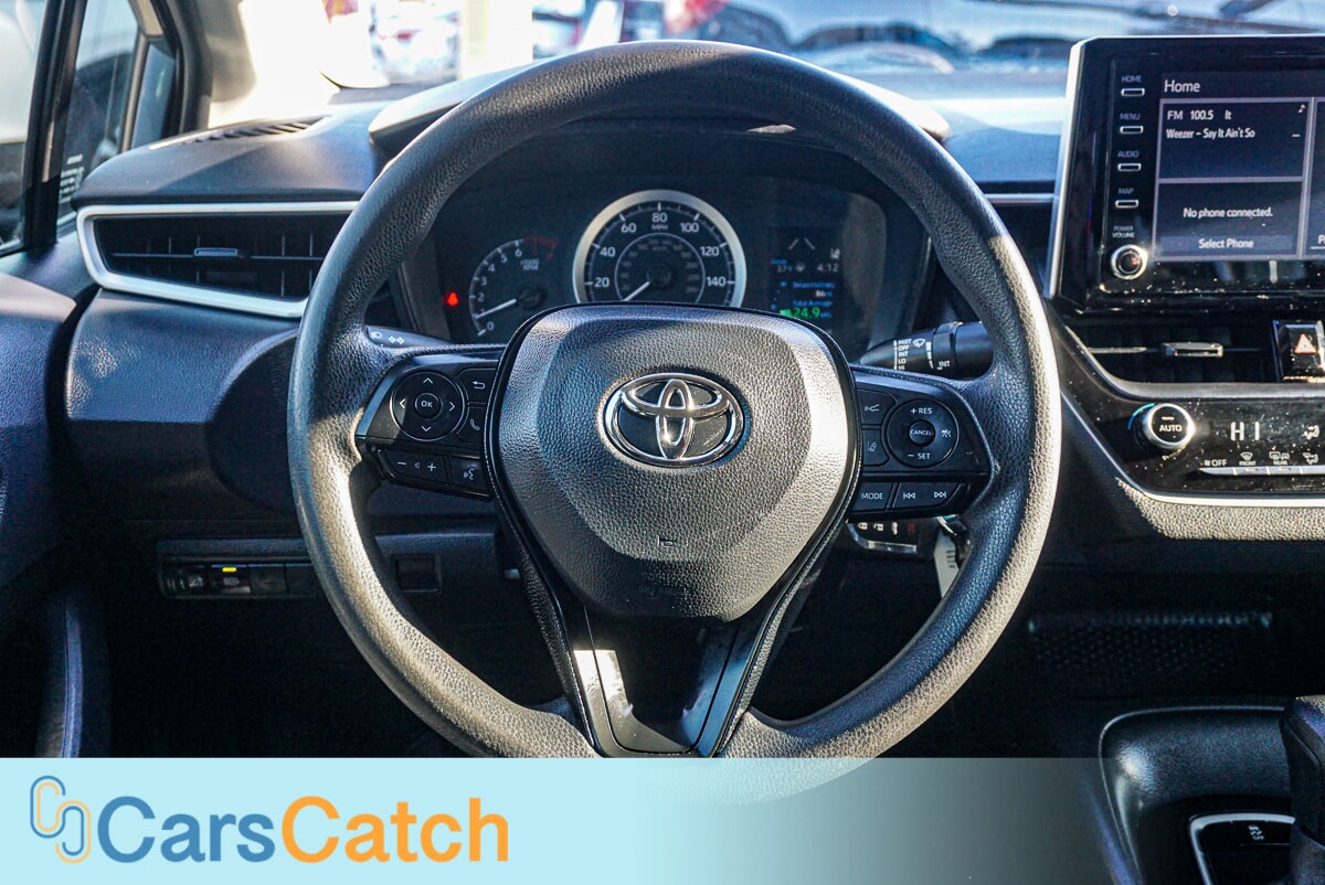 CARSCATCH - Used vehicle - SEDAN TOYOTA COROLLA 2020