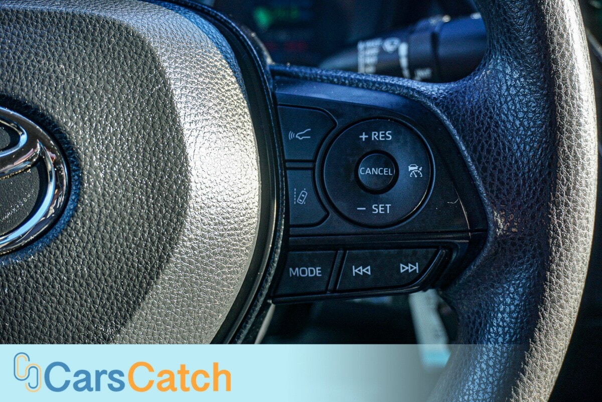 CARSCATCH - Used vehicle - SEDAN TOYOTA COROLLA 2020