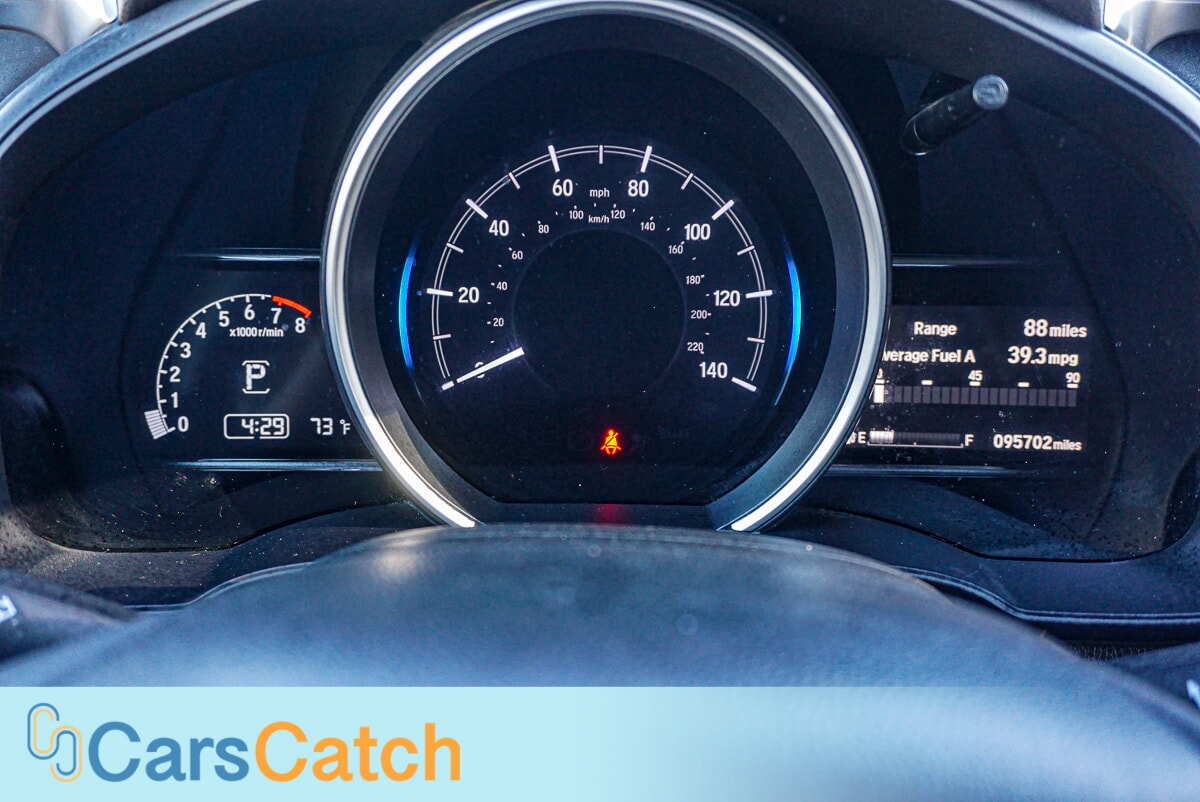 CARSCATCH - Used vehicle - SEDAN HONDA FIT 2019