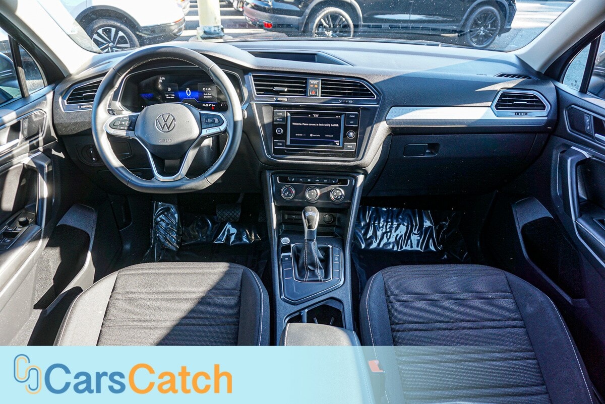 CARSCATCH - Used vehicle - SUV VOLKSWAGEN TIGUAN 2024