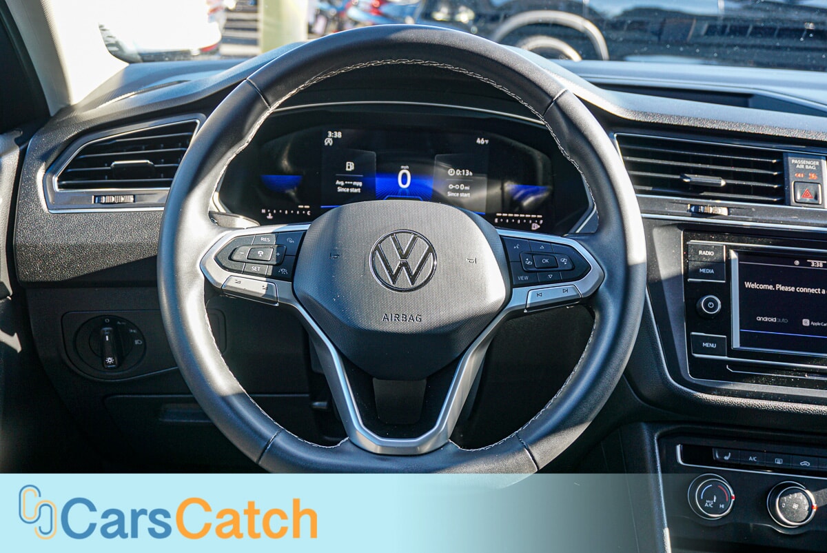 CARSCATCH - Used vehicle - SUV VOLKSWAGEN TIGUAN 2024