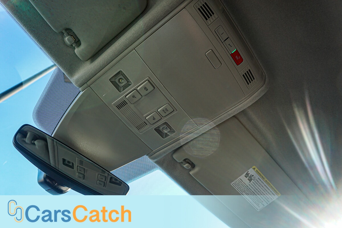 CARSCATCH - Used vehicle - SUV VOLKSWAGEN TIGUAN 2024