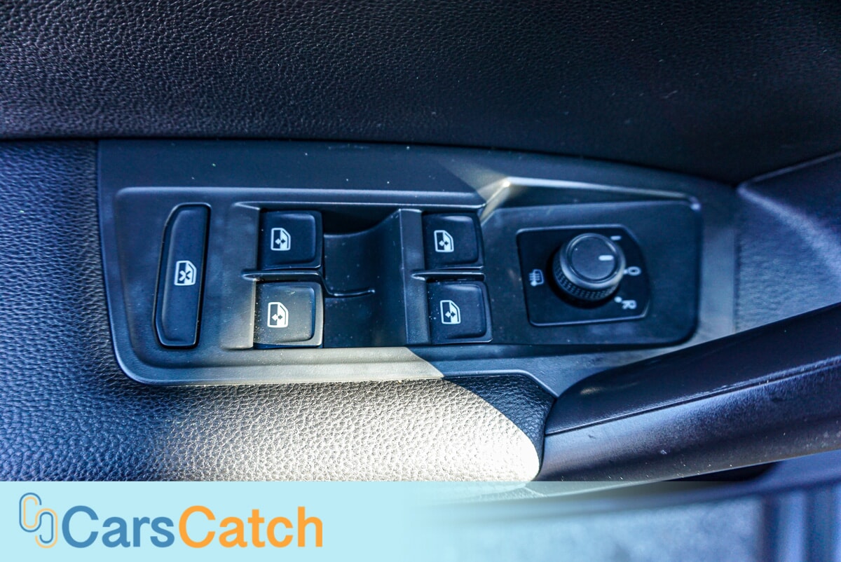 CARSCATCH - Used vehicle - SUV VOLKSWAGEN TIGUAN 2024