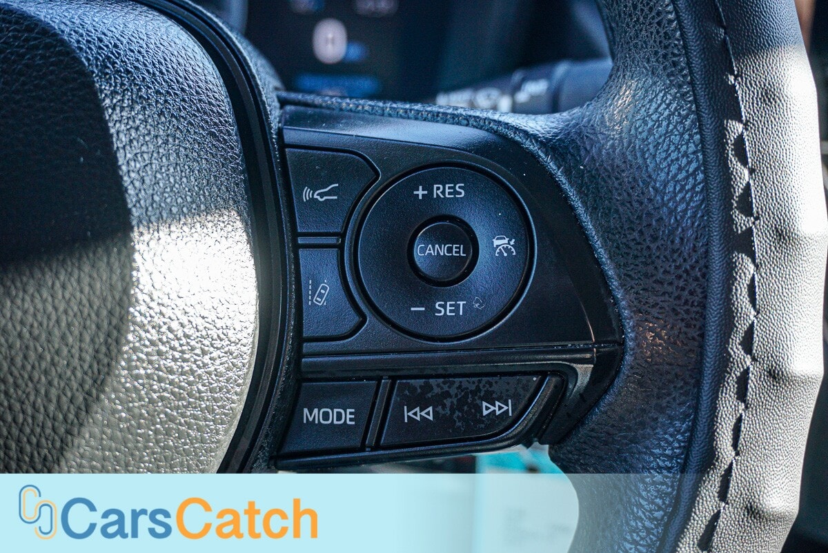 CARSCATCH - Used vehicle - SEDAN TOYOTA COROLLA 2020