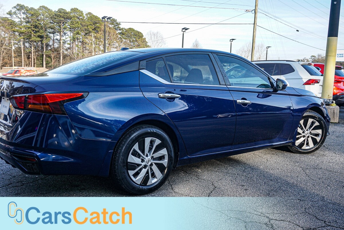 CARSCATCH - Used vehicle - SEDAN NISSAN ALTIMA 2019