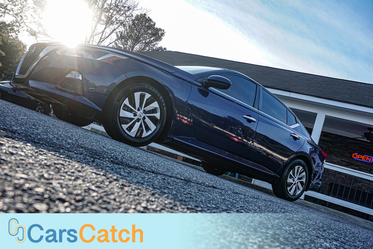 CARSCATCH - Used vehicle - SEDAN NISSAN ALTIMA 2019