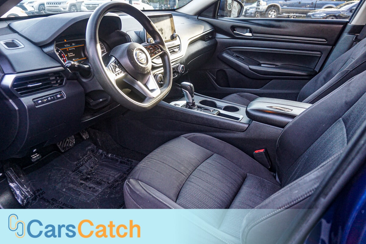 CARSCATCH - Used vehicle - SEDAN NISSAN ALTIMA 2019