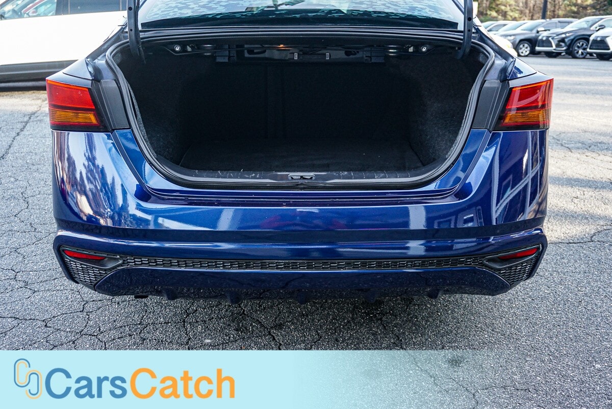 CARSCATCH - Used vehicle - SEDAN NISSAN ALTIMA 2019