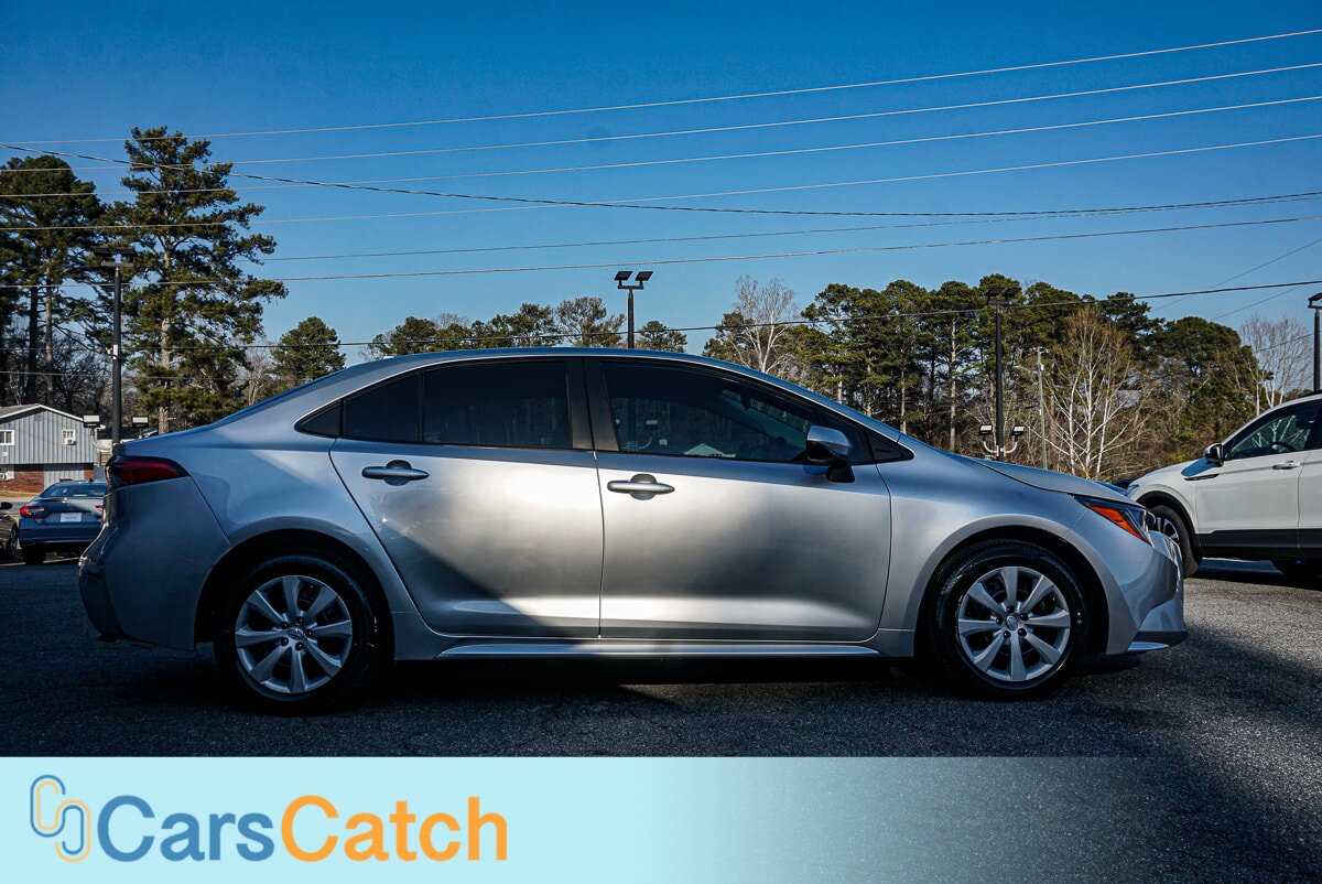 CARSCATCH - Used vehicle - SEDAN TOYOTA COROLLA 2023