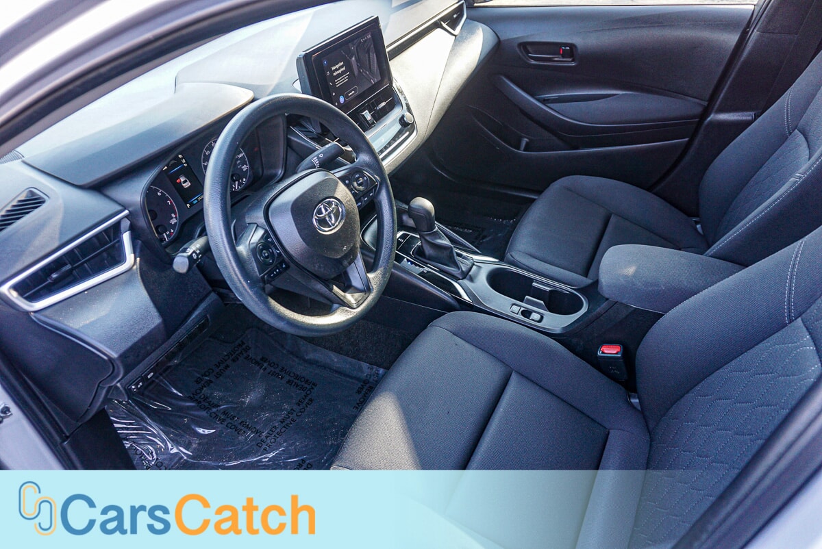 CARSCATCH - Used vehicle - SEDAN TOYOTA COROLLA 2023
