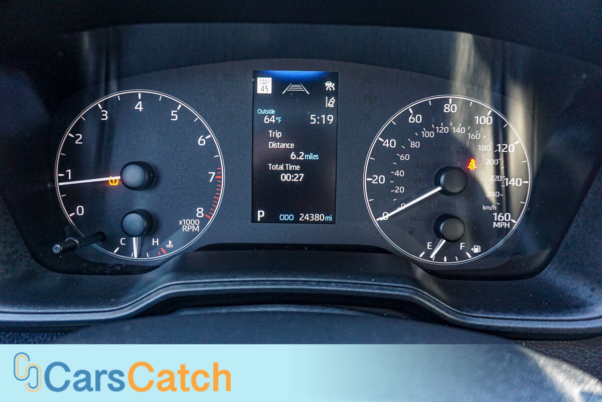 CARSCATCH - Used vehicle - SEDAN TOYOTA COROLLA 2023