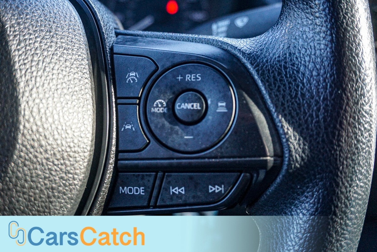 CARSCATCH - Used vehicle - SEDAN TOYOTA COROLLA 2023